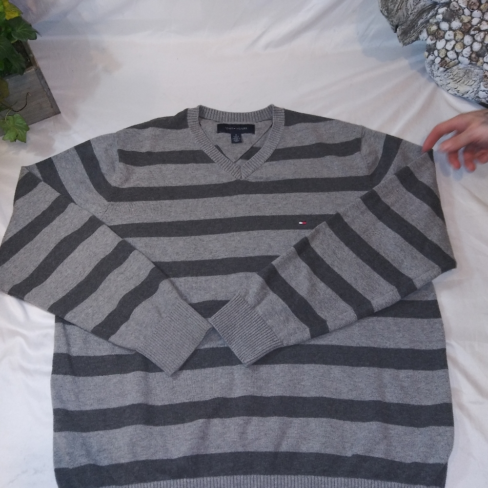 Tommy Hilfiger mens sweater great condition